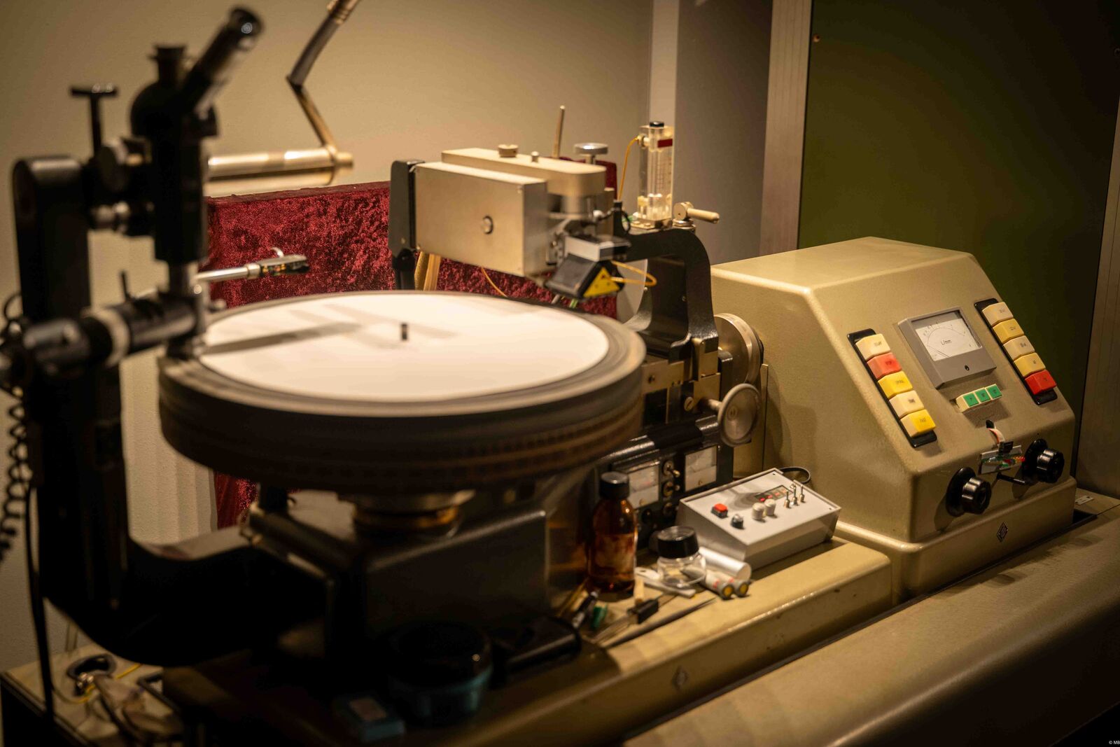 Graveuse Neumann VMS66 du studio